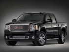 سيارة GMC Sierra موديل 2009